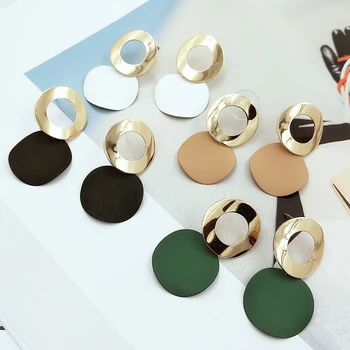 Naušnice za žene Zlatnu boju Geometrijski Metalne naušnice-privjesci Korejski Dubai Cijele Krug Punk Naušnice na крючках Modni nakit